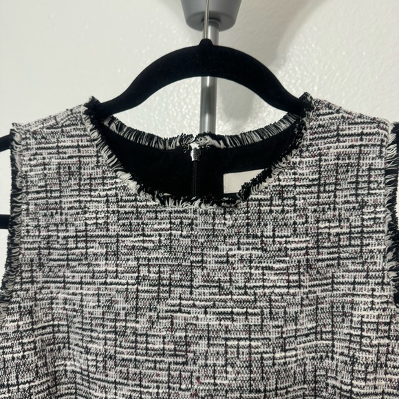 LOFT Sleeveless Tweed Dress w/pockets!! Size 6 - Picture 4 of 9